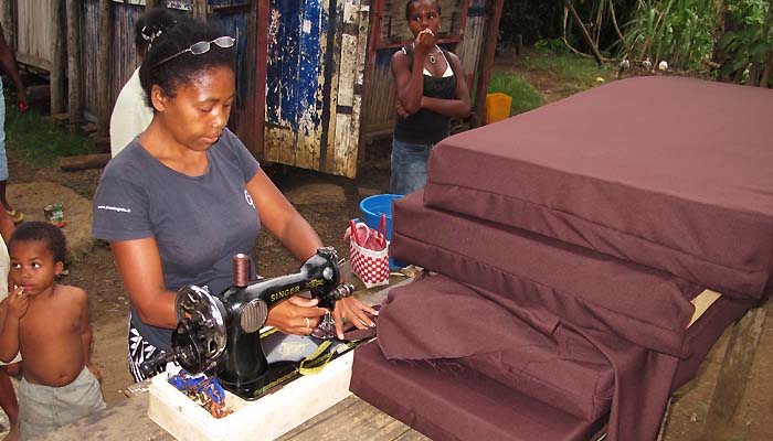 ecolodge builders in nosy be